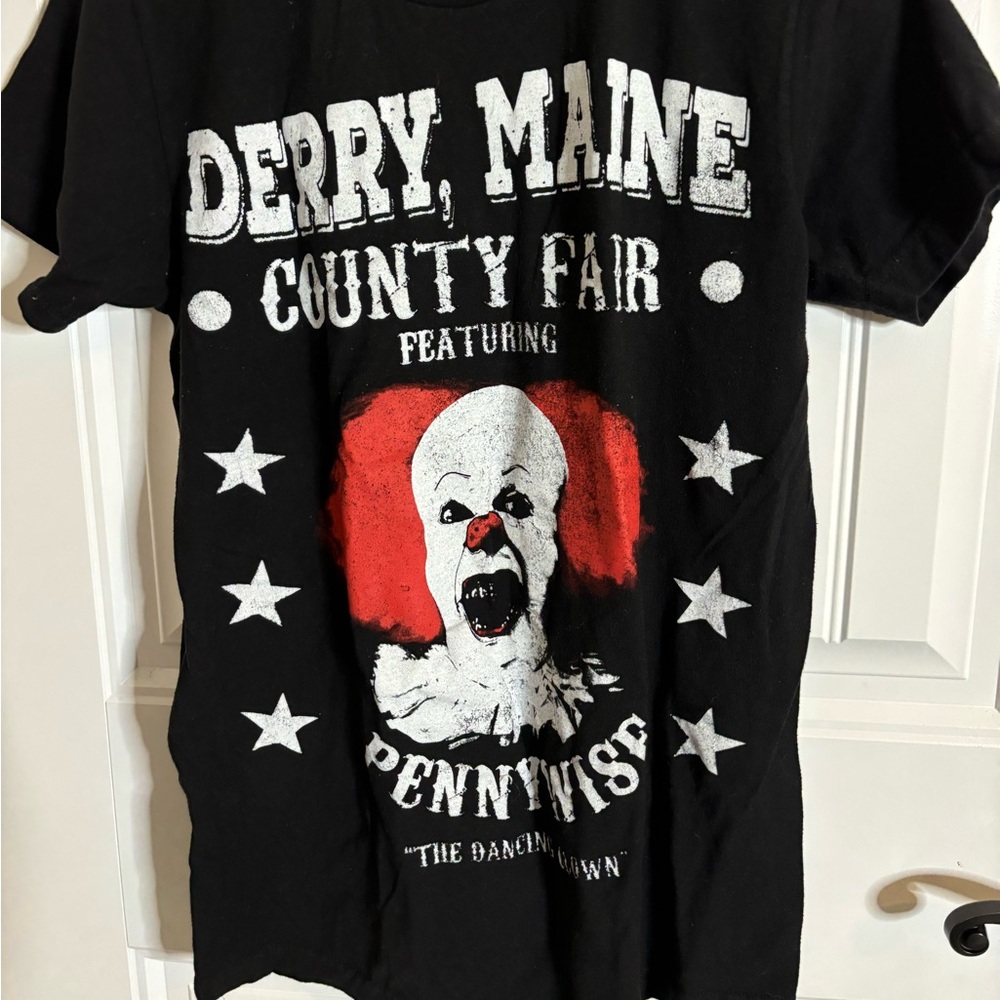 IT Graphic Tee